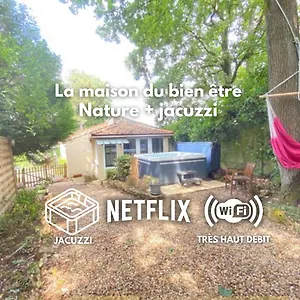  Hébergement de vacances Maison Avec Jardin Et Jacuzzi Proche Polytechnique France